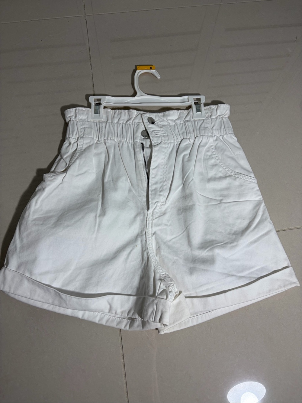 H&M White High-Waist Paperbag Shorts